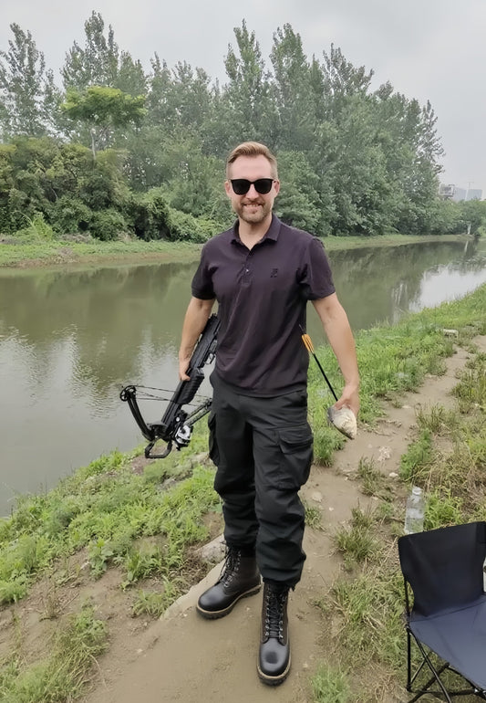 Go fishing with the onager bow fishing kit.