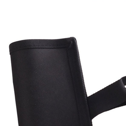 Black portable quiver